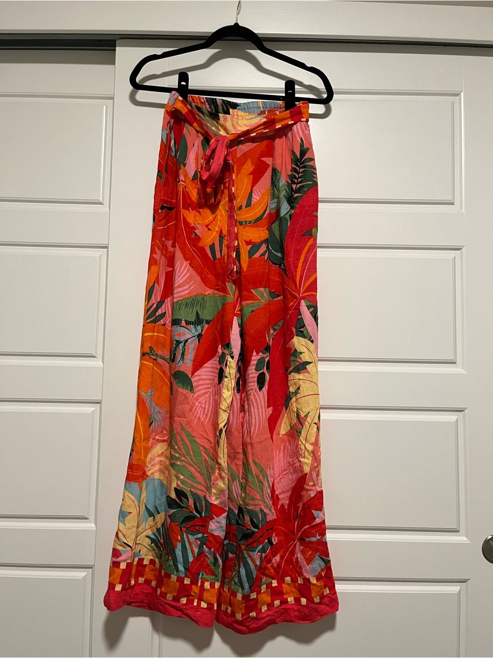 Red Tropical-Print Wide Leg Pants with Tie Waist